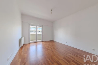 Apartamento T3 para Venda em Avenidas Novas