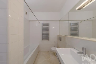 Apartamento T3 para Venda em Avenidas Novas