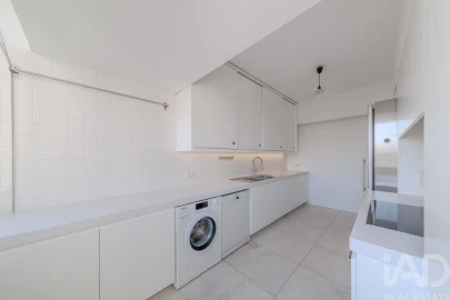 Apartamento T3 para Venda em Avenidas Novas