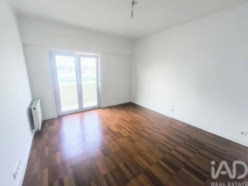 Apartamento T3 para Venda em Avenidas Novas