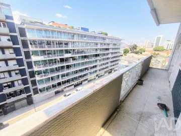 Apartamento T3 para Venda em Avenidas Novas