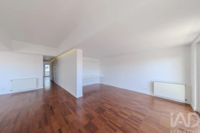 Apartamento T3 para Venda em Avenidas Novas