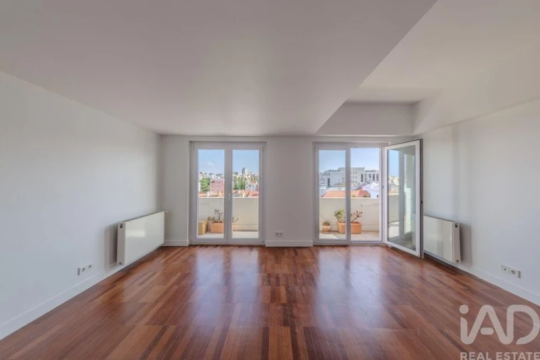Apartamento T3 para Venda em Avenidas Novas Foto 5