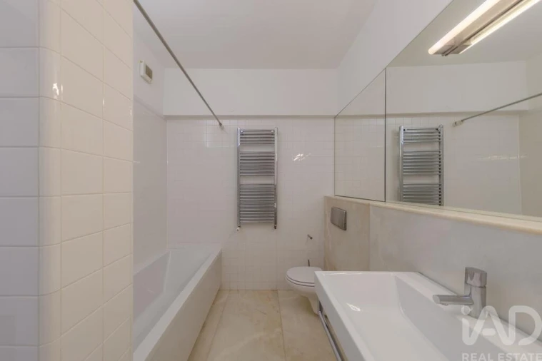 Apartamento T3 para Venda em Avenidas Novas Foto 23