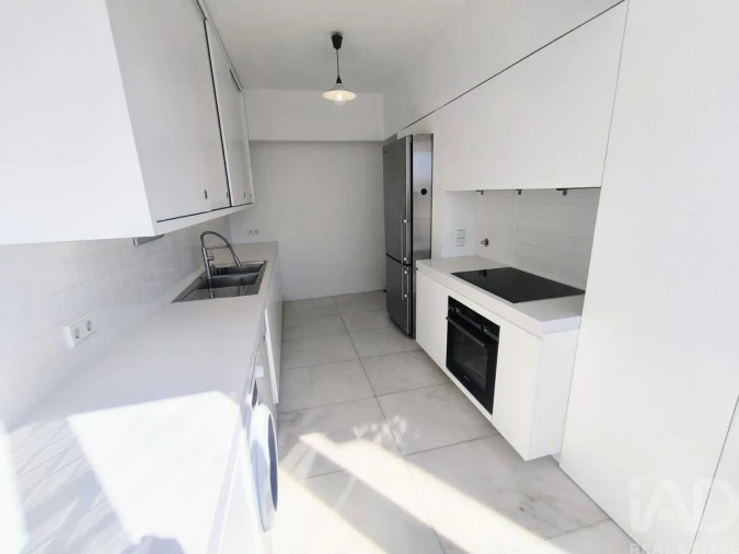 Apartamento T3 para Venda em Avenidas Novas Foto 18