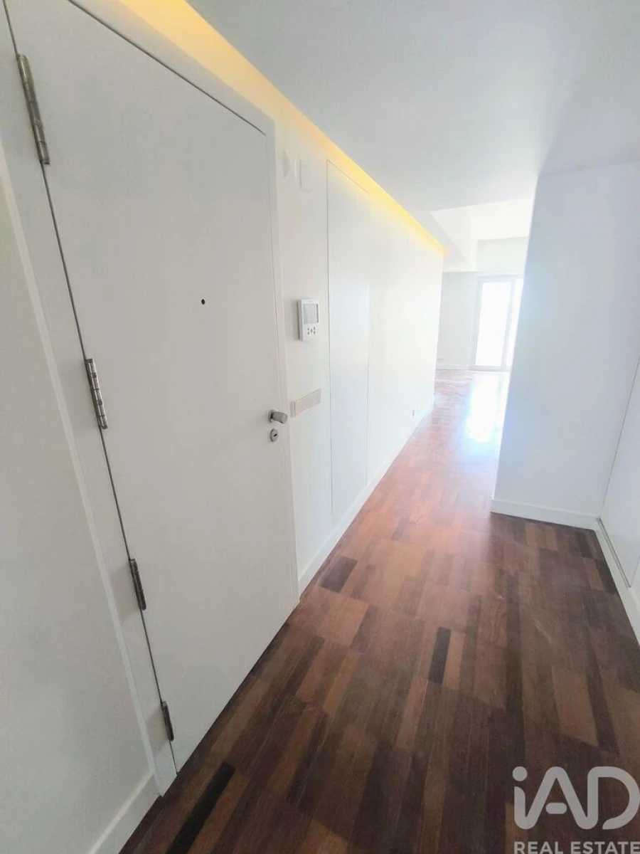 Apartamento T3 para Venda em Avenidas Novas Foto 22