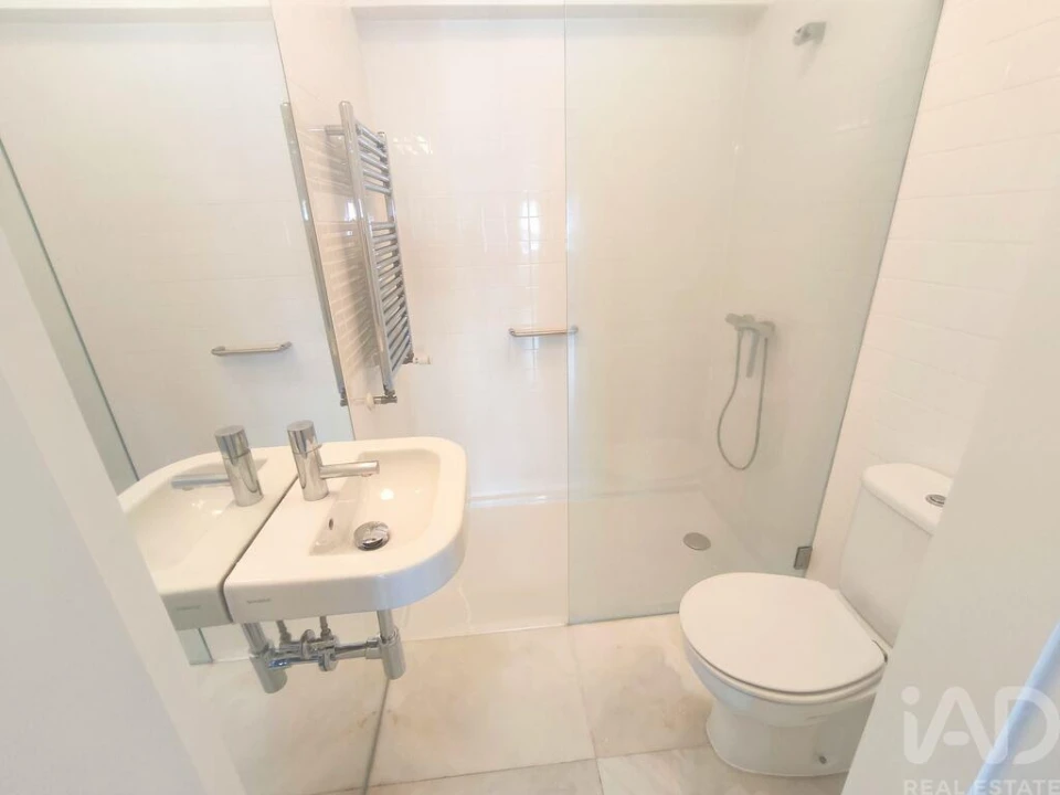 Apartamento T3 para Venda em Avenidas Novas Foto 23