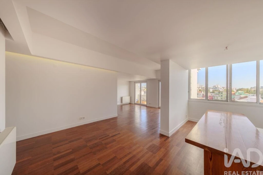 Apartamento T3 para Venda em Avenidas Novas Foto 1