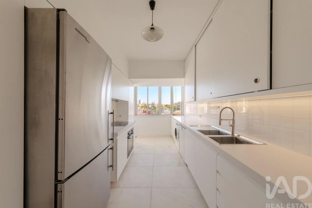 Apartamento T3 para Venda em Avenidas Novas Foto 21