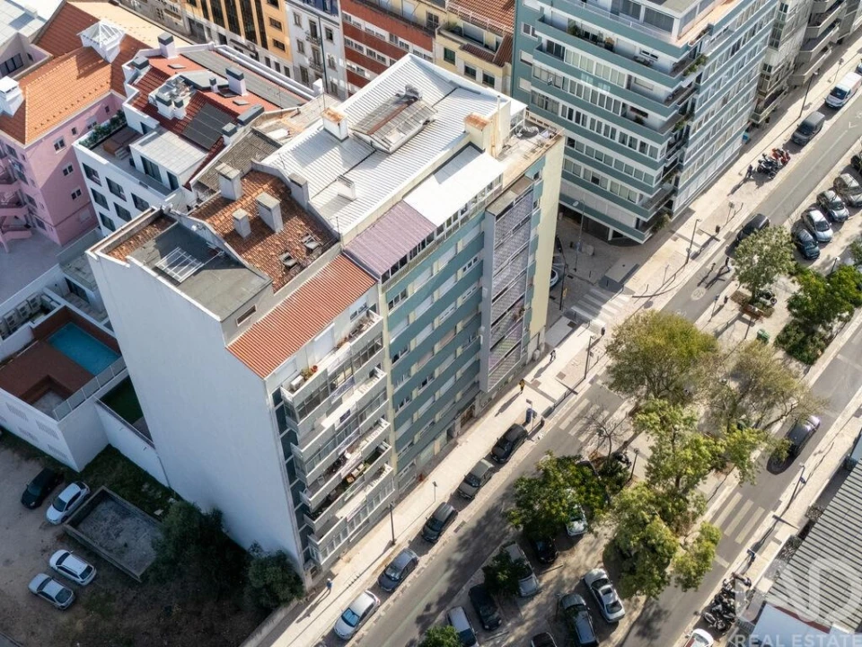 Apartamento T3 para Venda em Avenidas Novas Foto 29