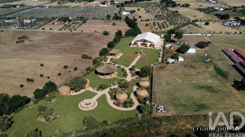 Quinta para Venda em Viana do Alentejo