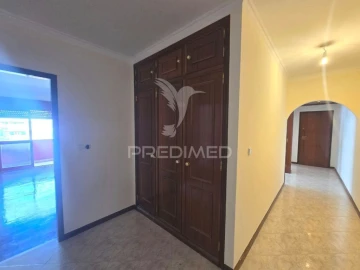 Apartamento T2 para Venda em Algueirão-Mem Martins