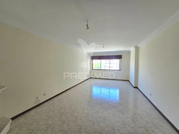 Apartamento T2 para Venda em Algueirão-Mem Martins