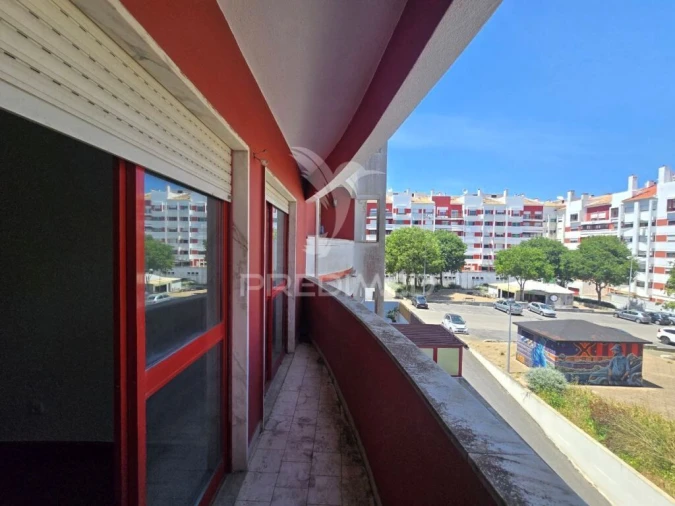 Apartamento T2 para Venda em Algueirão-Mem Martins Foto 16