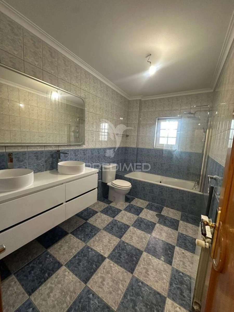 Moradia T4 para Venda em Canedo, Vale e Vila Maior Foto 13