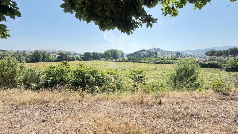 Terreno para Venda em Mirandela Foto 3