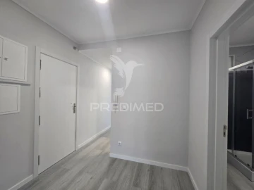 Apartamento T2 para Venda em Oeiras e São Julião da Barra, Paço de Arcos e Caxias