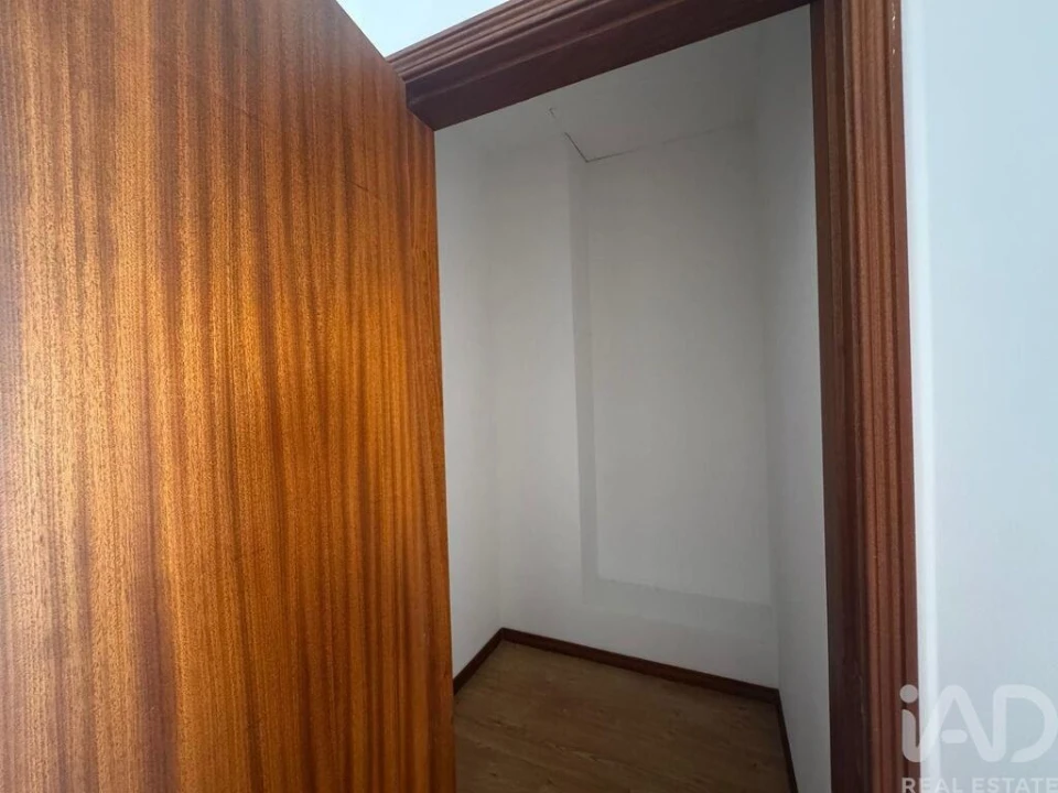 Moradia T3 para Venda em Alfeizerão Foto 23