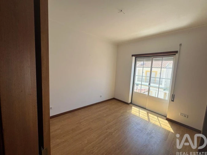 Moradia T3 para Venda em Alfeizerão Foto 25