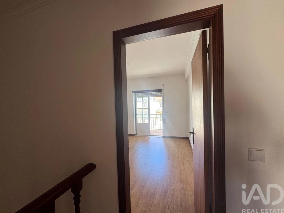 Moradia T3 para Venda em Alfeizerão Foto 27