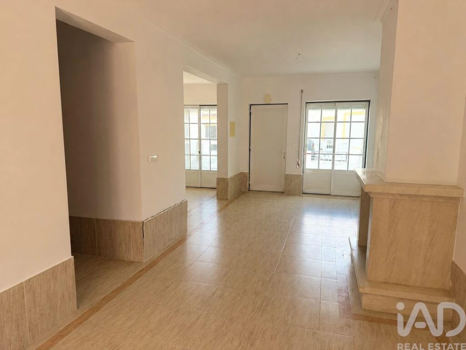 Moradia T3 para Venda em Alfeizerão Foto 8