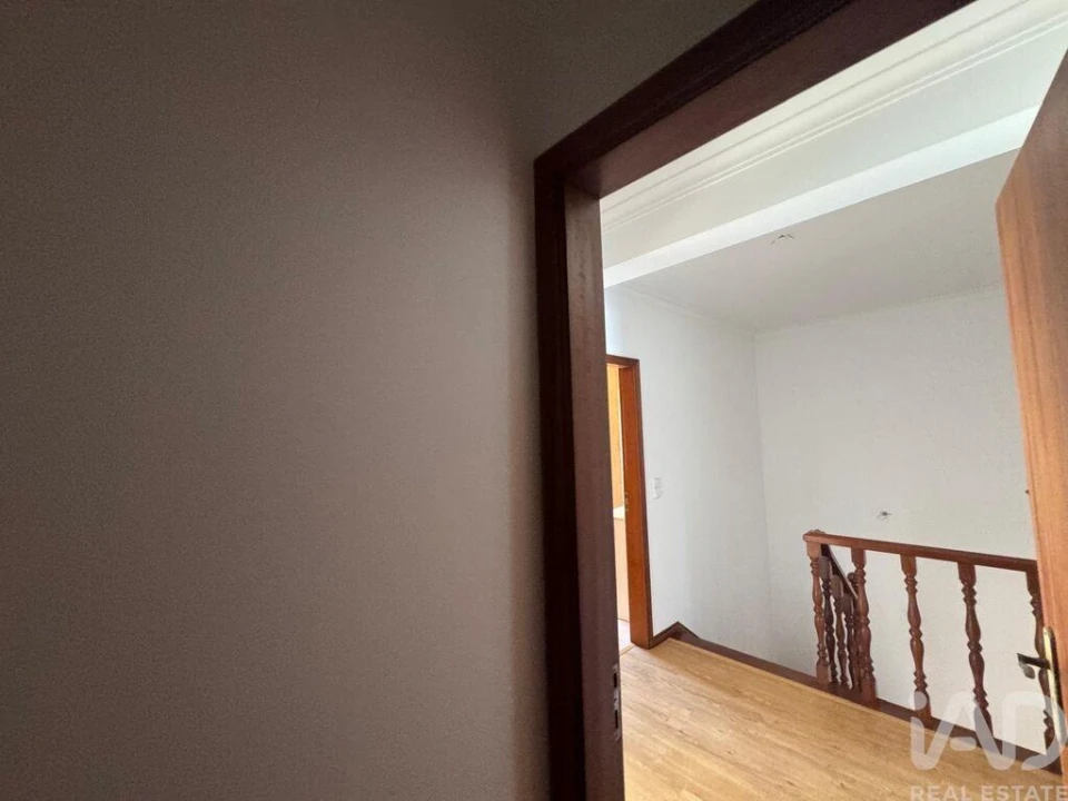 Moradia T3 para Venda em Alfeizerão Foto 24
