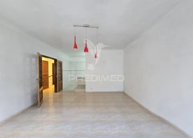Apartamento T2 para Venda em Algueirão-Mem Martins