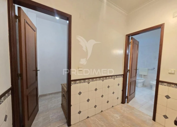 Apartamento T2 para Venda em Algueirão-Mem Martins Foto 16