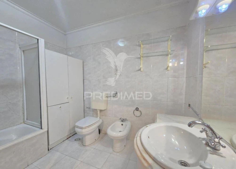 Apartamento T2 para Venda em Algueirão-Mem Martins Foto 20