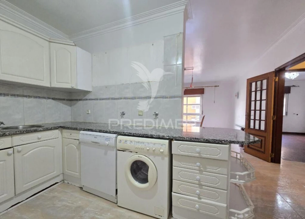 Apartamento T2 para Venda em Algueirão-Mem Martins Foto 8
