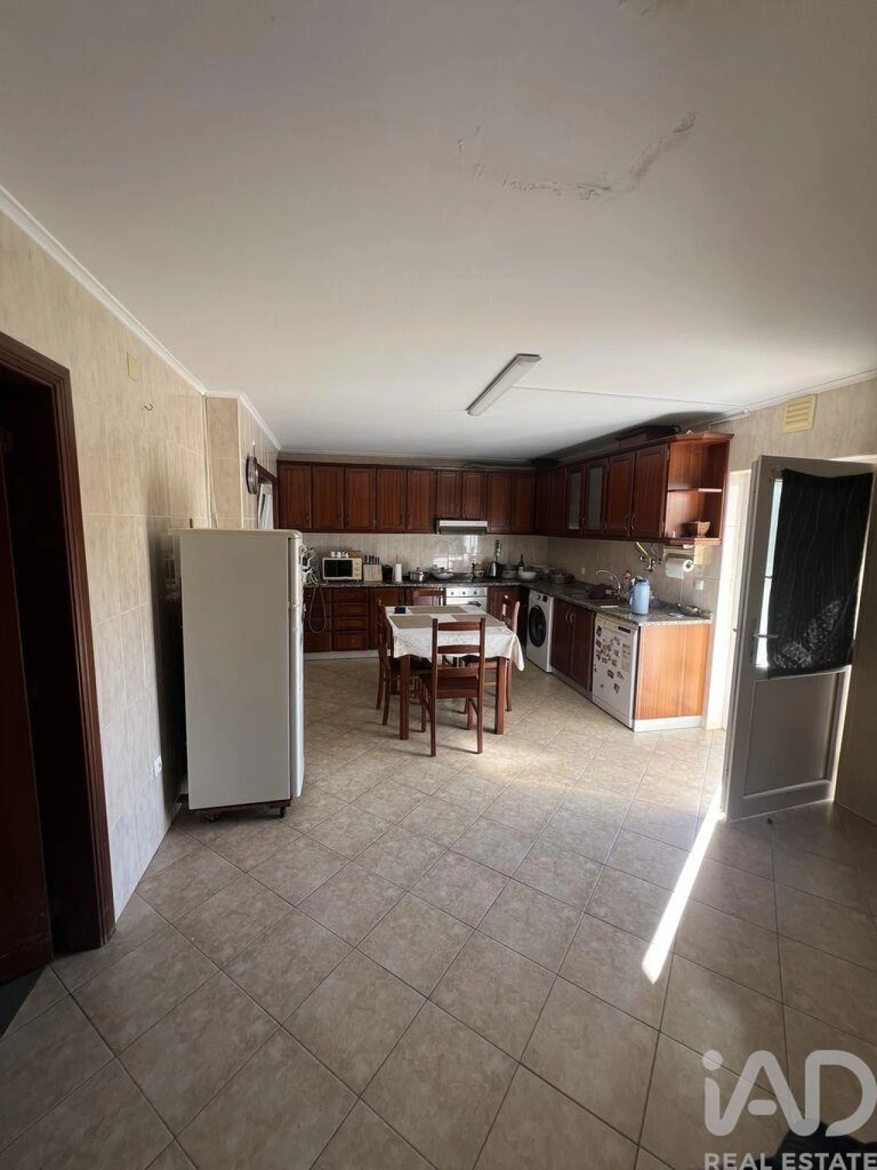 Moradia T4 para Venda em Tonda Foto 8