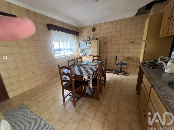 Moradia T4 para Venda em Tonda Foto 17
