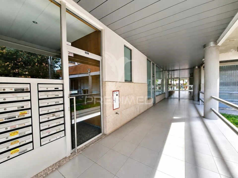 Apartamento T3 para Venda em Vila Verde e Barbudo Foto 3