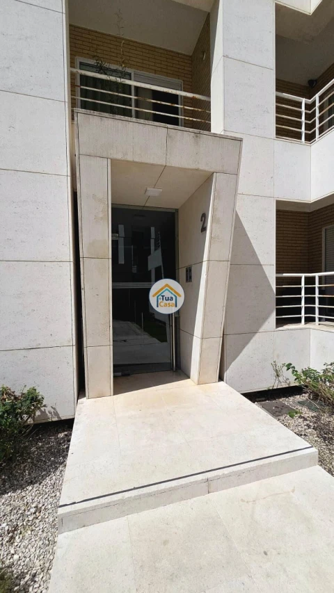 Apartamento T2 para Venda em Arcozelo