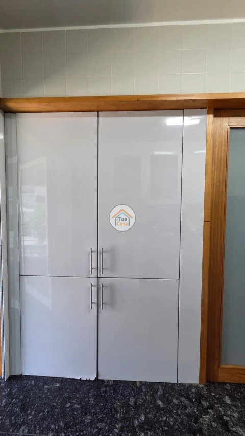Apartamento T2 para Venda em Arcozelo