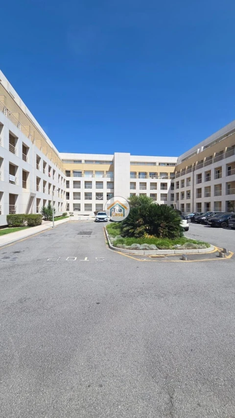 Apartamento T2 para Venda em Arcozelo