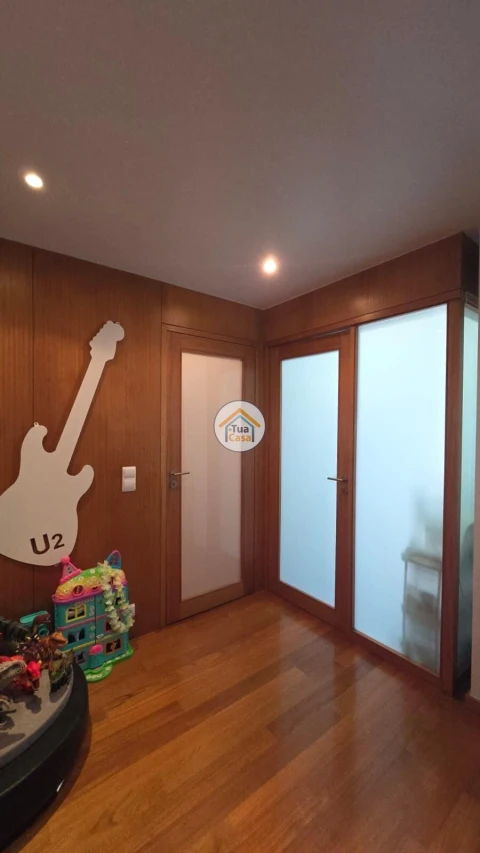 Apartamento T2 para Venda em Arcozelo