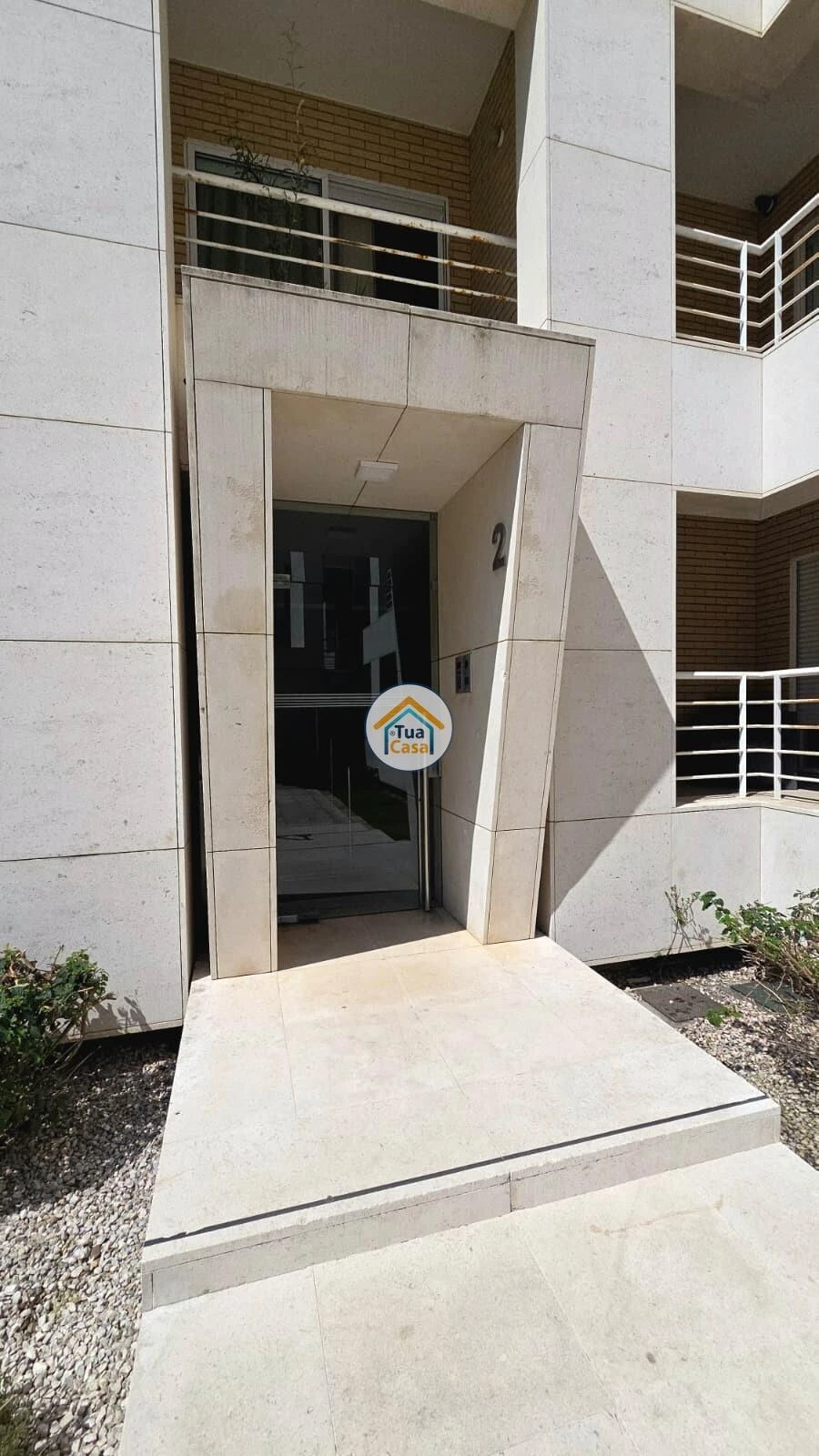 Apartamento T2 para Venda em Arcozelo Foto 6