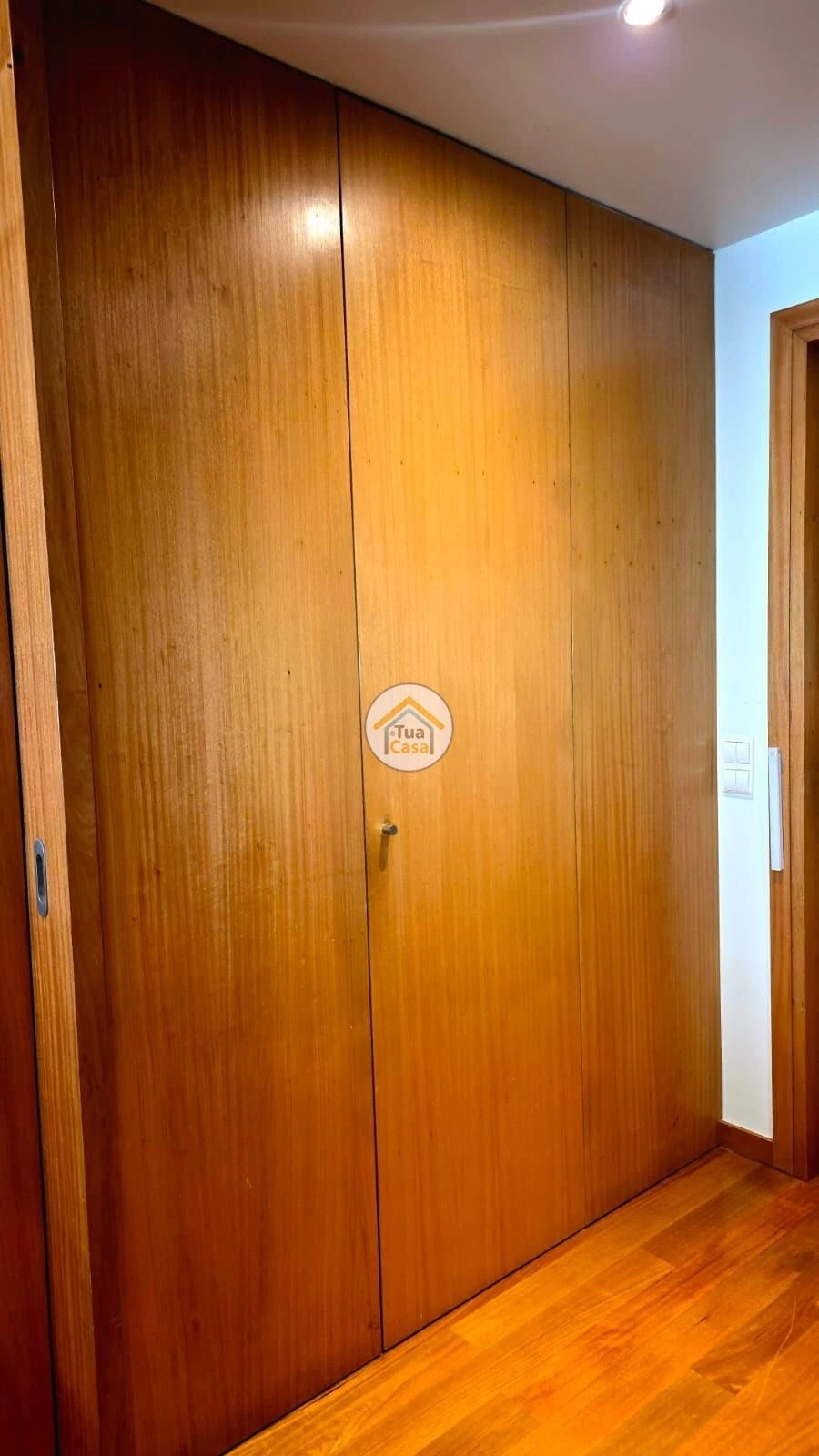 Apartamento T2 para Venda em Arcozelo Foto 10