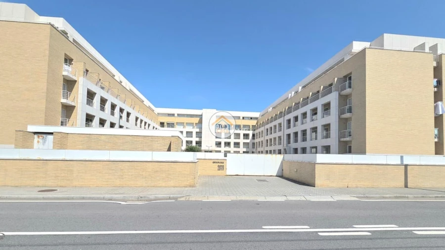 Apartamento T2 para Venda em Arcozelo Foto 2