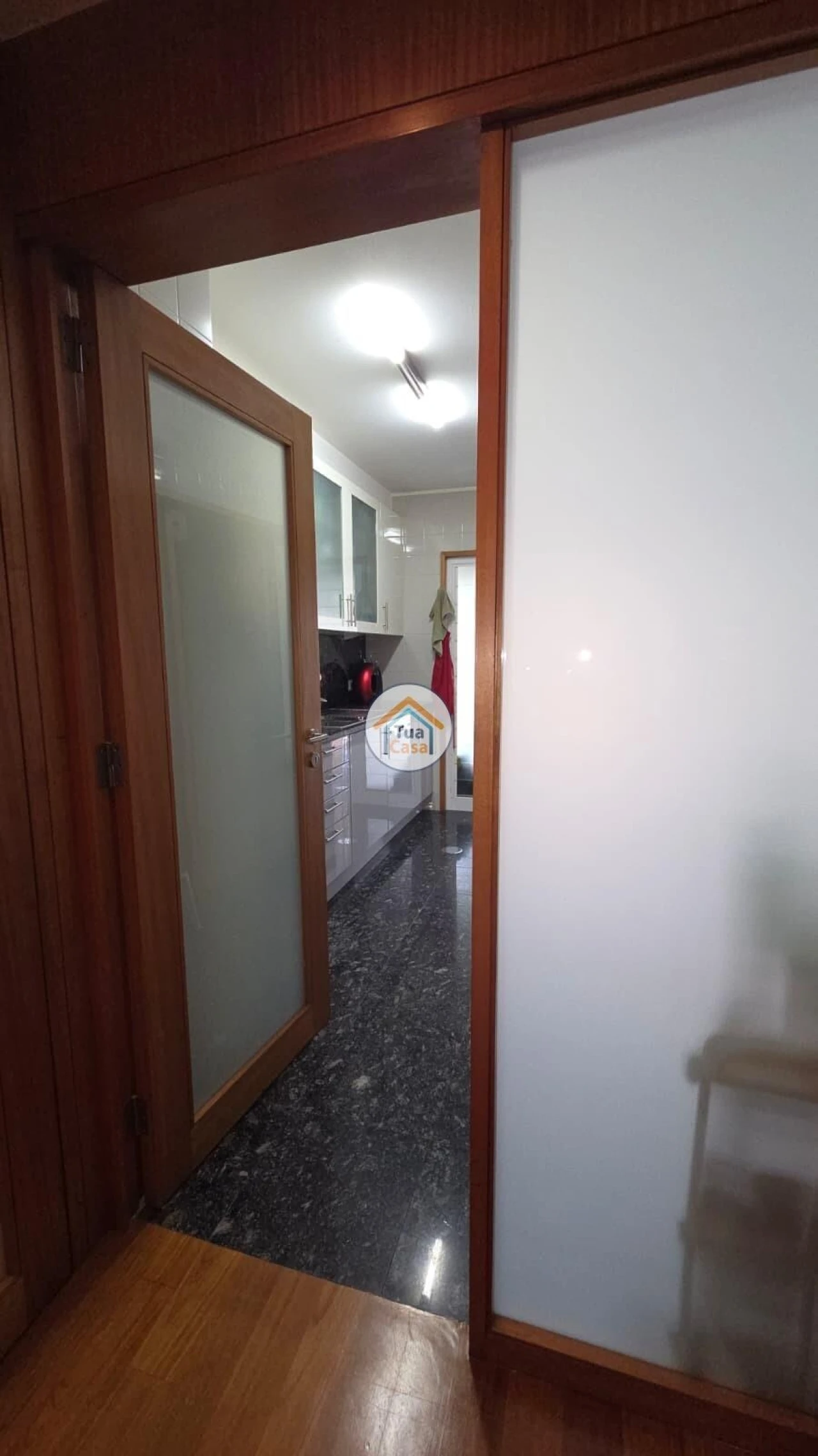 Apartamento T2 para Venda em Arcozelo Foto 18