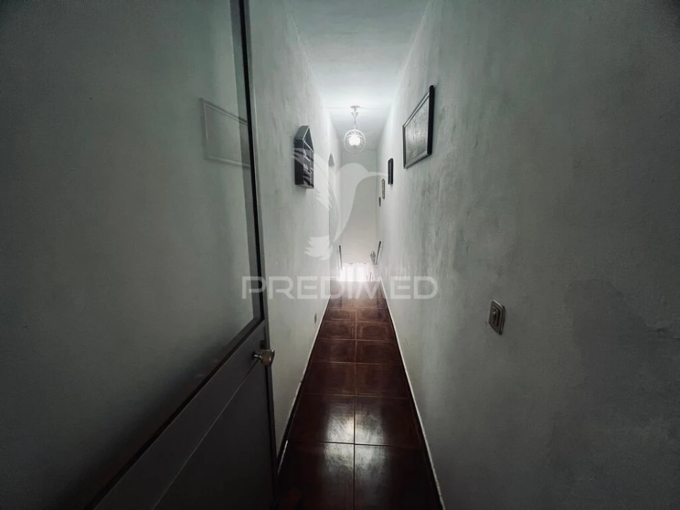 Moradia T4 para Venda em Freixo de Numão Foto 11