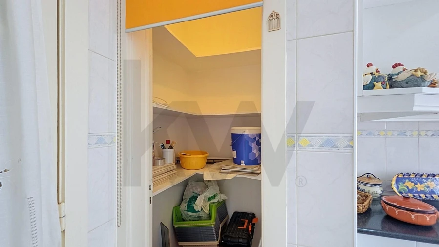 Apartamento T3 para Arrendamento em Carnaxide e Queijas Foto 9