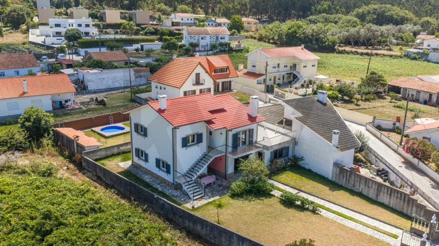 Moradia T4 para Venda em Afife Foto 31