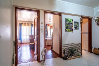 Apartamento T2 para Venda em Alfragide