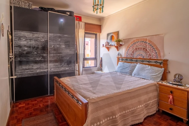 Apartamento T2 para Venda em Alfragide Foto 12