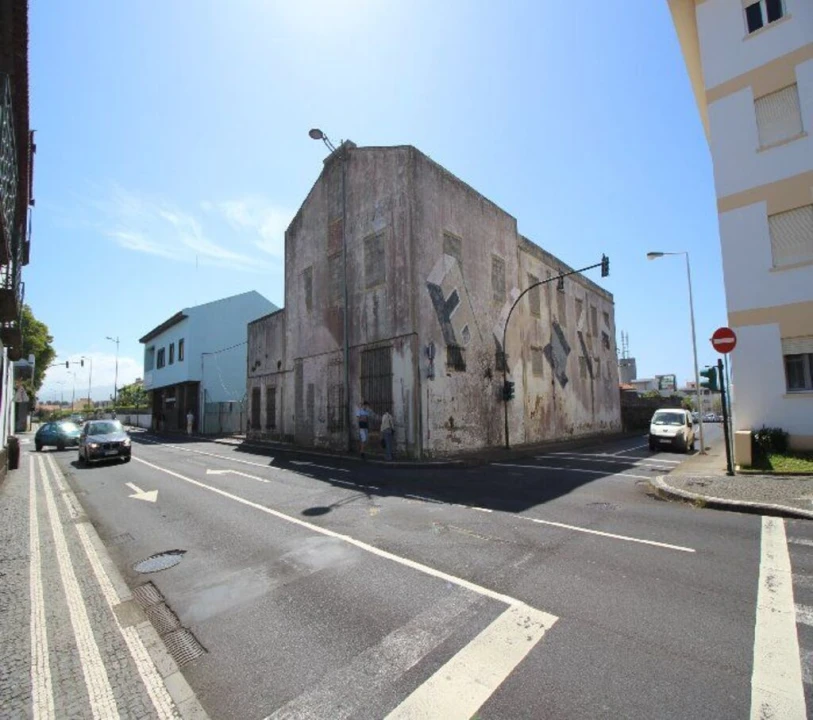 Prédio para Venda em Ponta Delgada (São Sebastião) Foto 2