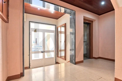 Apartamento T3 para Venda em Agualva e Mira-Sintra