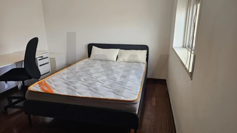 Apartamento T3 para Venda em Agualva e Mira-Sintra