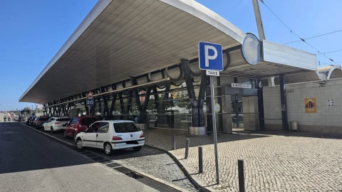 Apartamento T3 para Venda em Agualva e Mira-Sintra